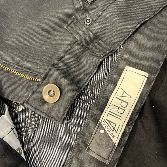 April black tights pants - Picture 6 of 6